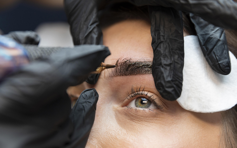 Kalıcı Makyaj (Microblading)